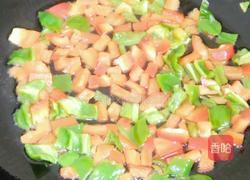 彩椒炒玉米的做法图解3