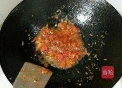 西红柿黄鱼汤的做法图解4