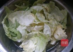 咸肉干锅卷心菜的做法图解2