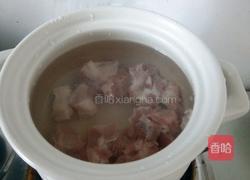 排骨萝卜汤的做法图解2
