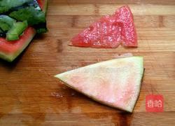 香辣西瓜皮的做法图解2