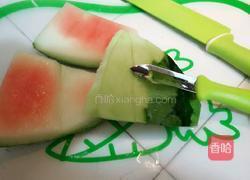 凉拌西瓜皮的做法图解2