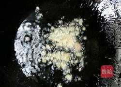 萝卜丝鲫鱼汤的做法图解3