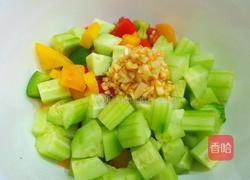 彩椒拌黄瓜的做法图解7