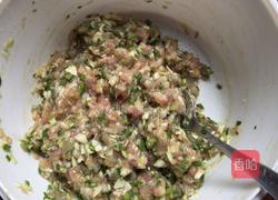 蛋包卷心菜饺子的做法图解4