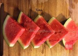 燃情西瓜的做法图解1