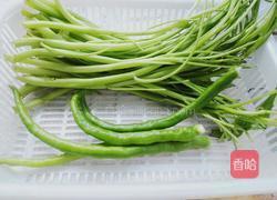 酸辣空菜梗的做法图解1