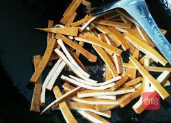 彩椒芹菜香干的做法图解3