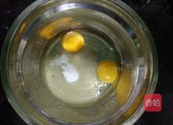 芝麻小蛋糕的做法图解2