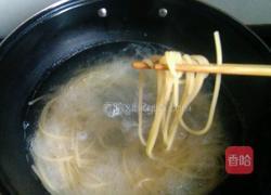 （家常版）黑椒意大利面的做法图解2
