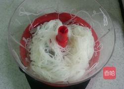 韭菜鸡蛋粉丝春卷的做法图解5