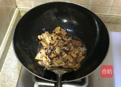 蒜苗回锅肉的做法图解8