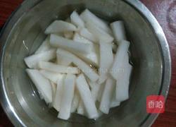 酸辣萝卜脆的做法图解2