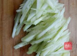 凉拌豆芽黄瓜的做法图解4