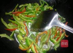 彩椒炒肉丝的做法图解5
