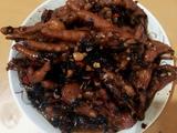 梅干菜烧鸡爪的做法[图]