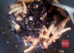 梅干菜烧鸡爪的做法图解5