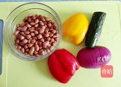 彩椒老醋花生的做法图解1