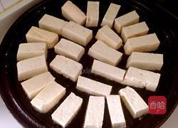 蚝油豆腐的做法图解1
