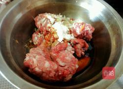 卷心菜猪肉馄饨的做法图解2