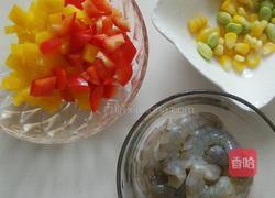 虾仁彩椒炒饭的做法图解2