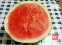 西瓜球拼盘的做法图解1