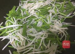 豆芽炒韭菜的做法图解4