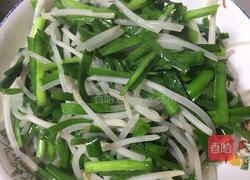 豆芽炒韭菜的做法图解5