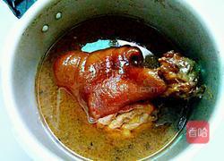 炖猪肘子的做法图解9