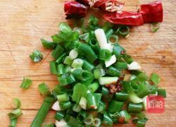 手撕卷心菜的做法图解3