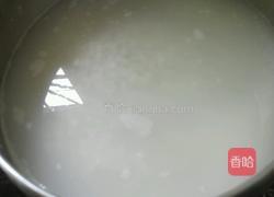 龙眼薏仁百合银耳羹的做法图解4