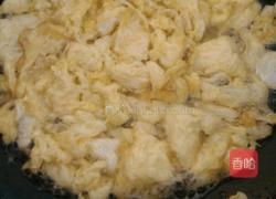 鸡蛋茴香包子的做法图解3