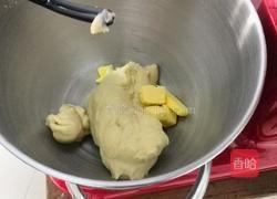 牛角咸面包的做法图解4