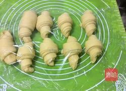 牛角咸面包的做法图解16