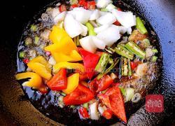 彩椒炒肥牛的做法图解7