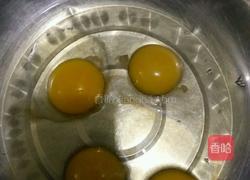 不加泡打粉的老式蛋糕的做法图解1