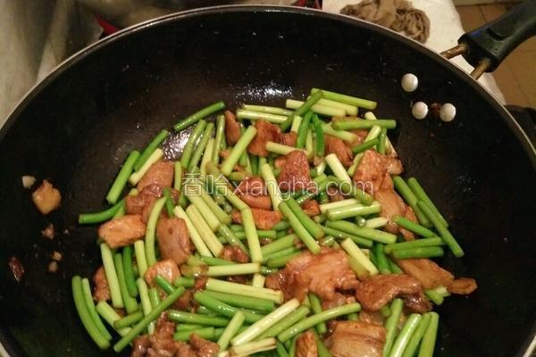 蒜苔炒肉