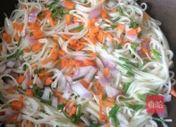 面条鸡蛋煎饼的做法图解5