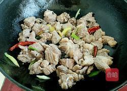 萝卜炖牛肉的做法图解5