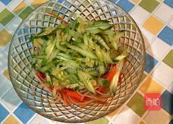 凉拌绿豆芽黄瓜的做法图解5