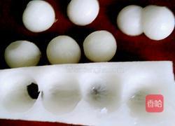 肉丸子包白萝卜的做法图解1