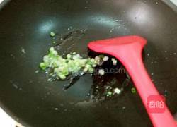  圣女果炒鸡蛋的做法图解6