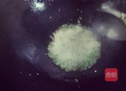 爆香肥肠的做法图解6