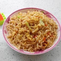 简易鸡蛋西红柿炒面的做法[图]