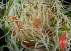 椒丝腐乳炒豆芽的做法图解6