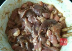 猪肝小肠瘦肉粉的做法图解2