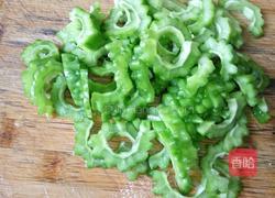 炝炒苦瓜的做法图解3