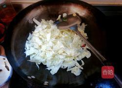 卷心菜炒西红柿的做法图解4