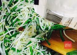 韭菜炒绿豆芽的做法图解6