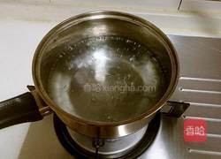 玉米萝卜排骨汤的做法图解4